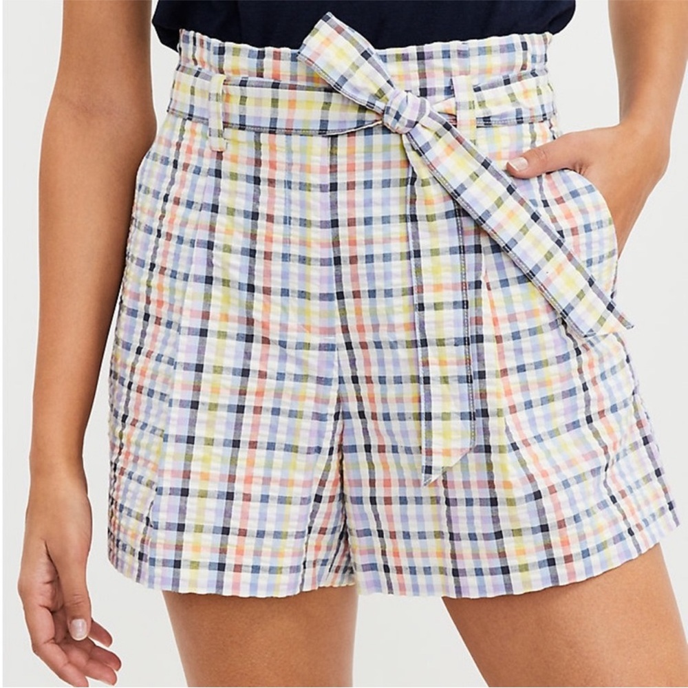 Loft women’s paper bag seersucker high waist shorts size large NWT - Picture 4 of 5